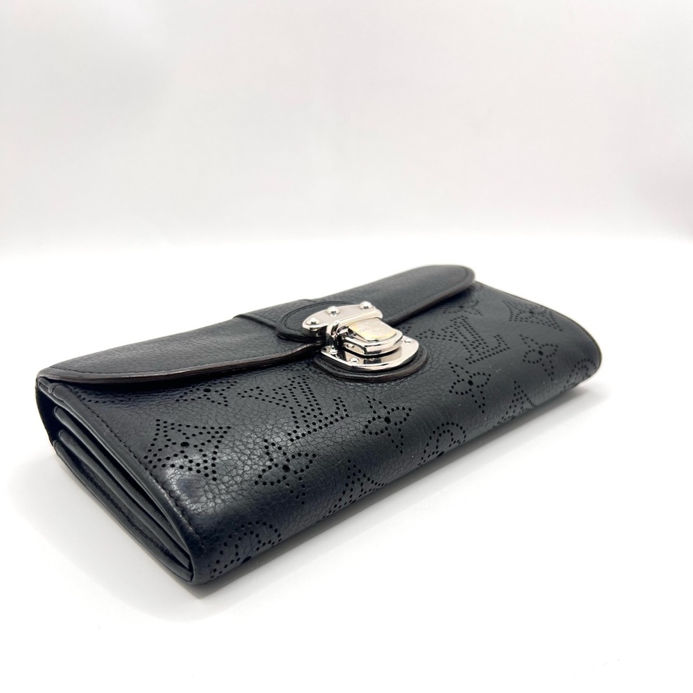 Authentic LOUIS VUITTON Mahina Portefeuille Amelia Black Leather Long Wallet - Picture 4 of 14